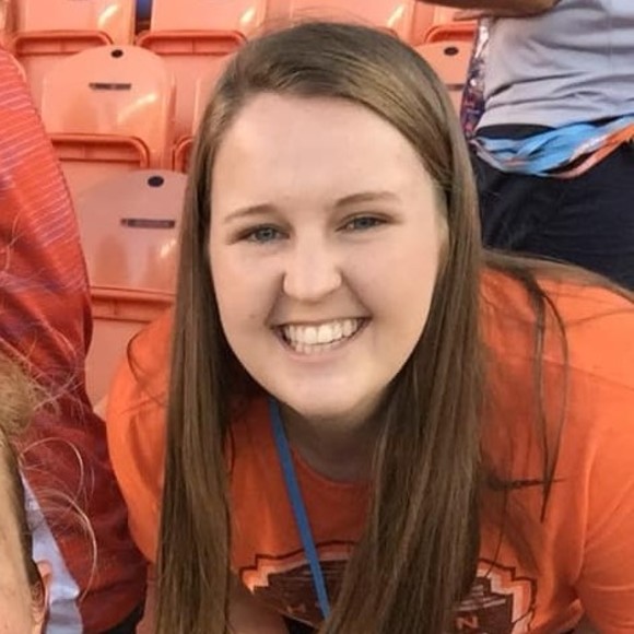 Meet your Posher, Lynnsey - Picture 1 of 1